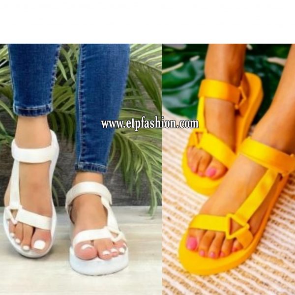 Women casual Sandals two color available