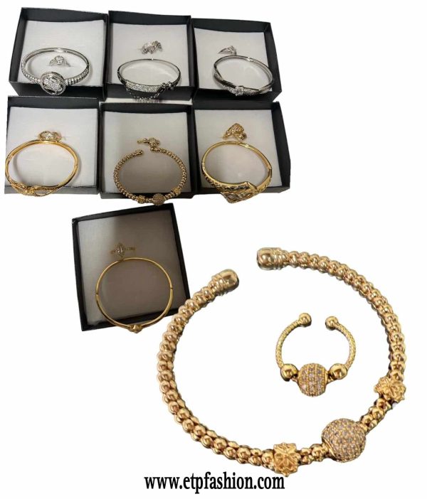 Womens Bracelet Set With Ring in box